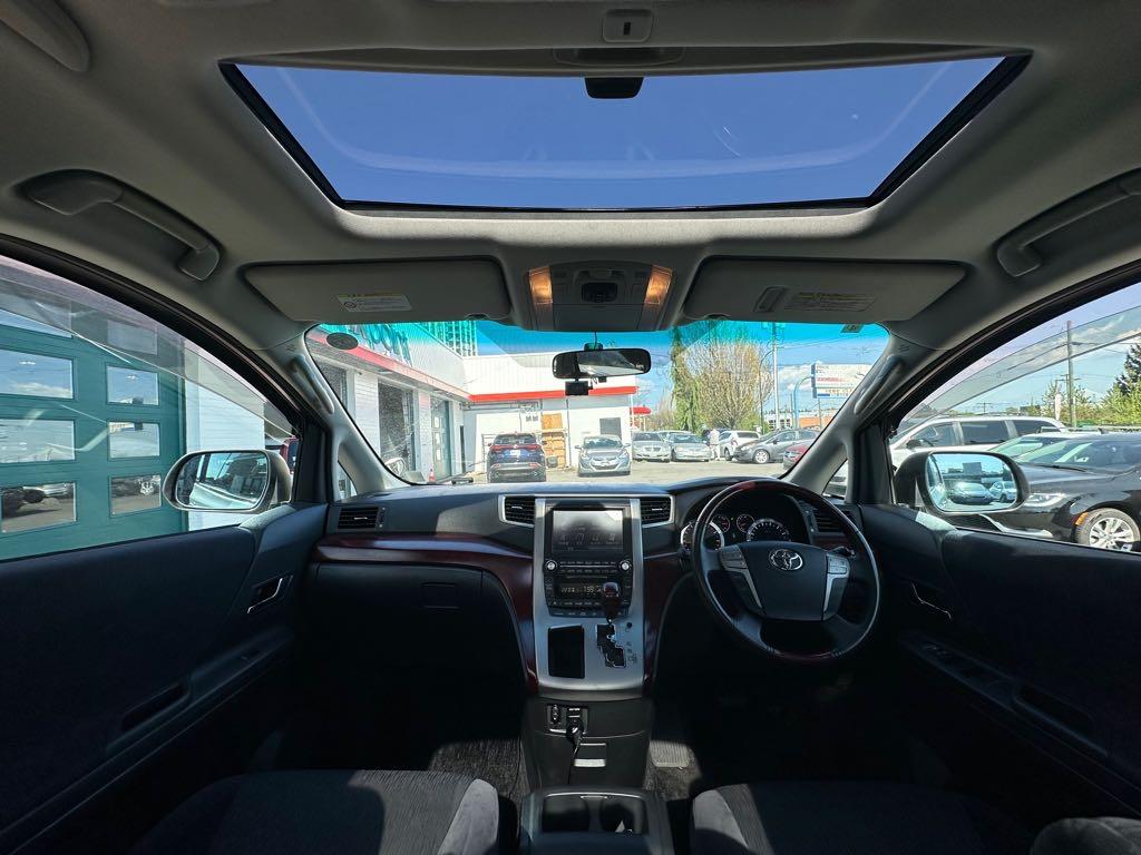 2009 Toyota Alphard - photo 12