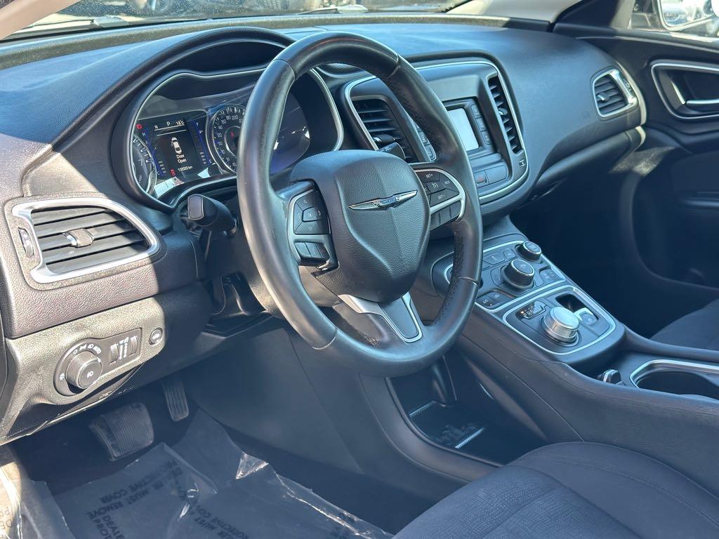 2015 Chrysler 200 Limited - photo 12