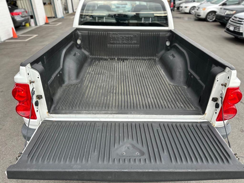 2011 Dodge Dakota SXT - photo 7