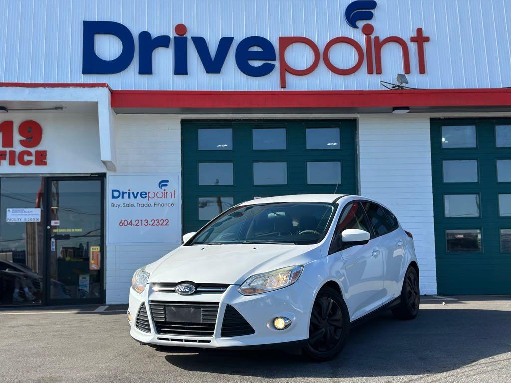 2012 Ford Focus SE - photo 2