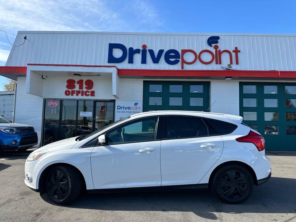 2012 Ford Focus SE - photo 5