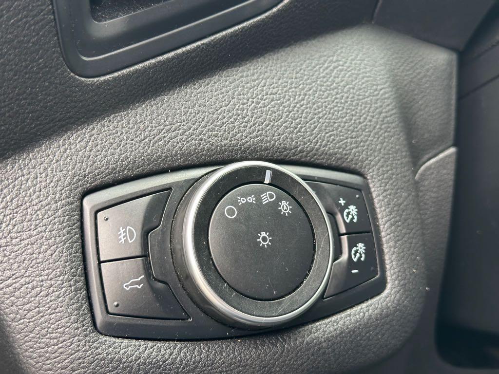 2017 Ford Escape SE - photo 13