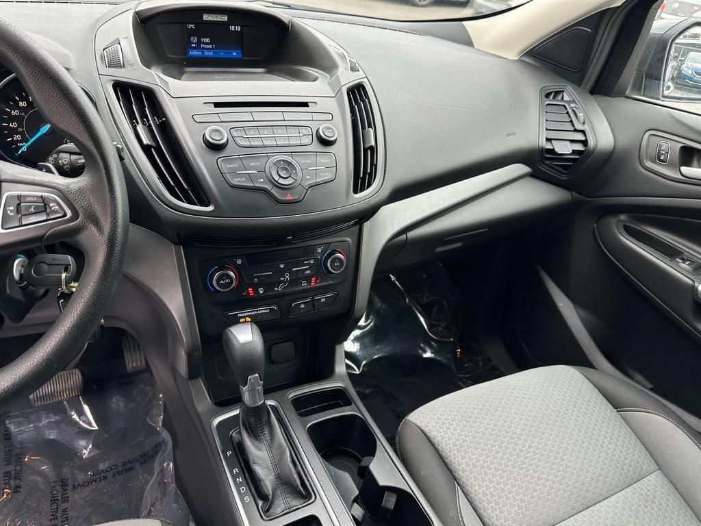 2017 Ford Escape SE - photo 17
