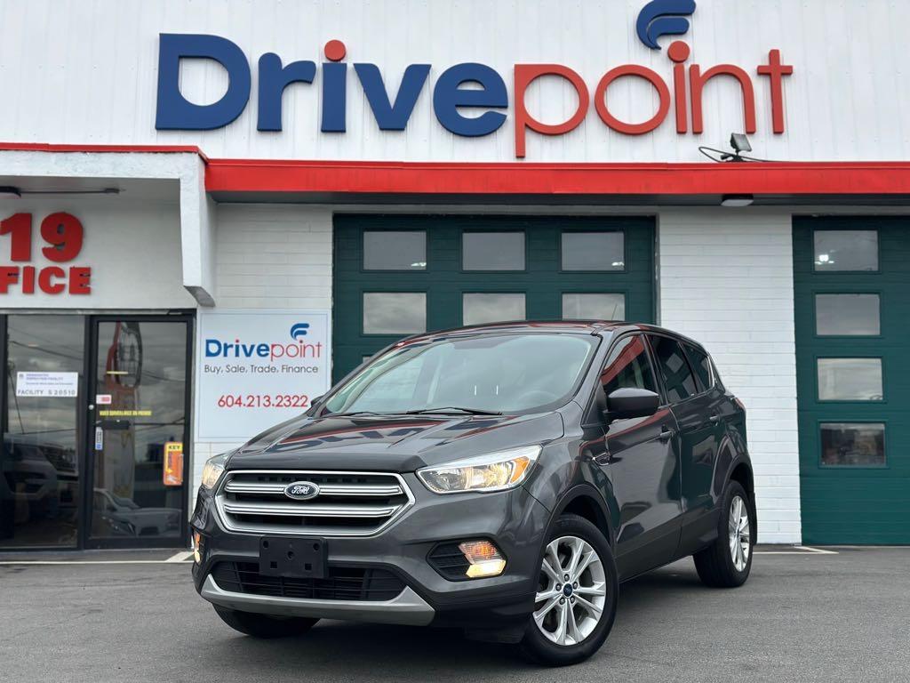 2017 Ford Escape SE - photo 2