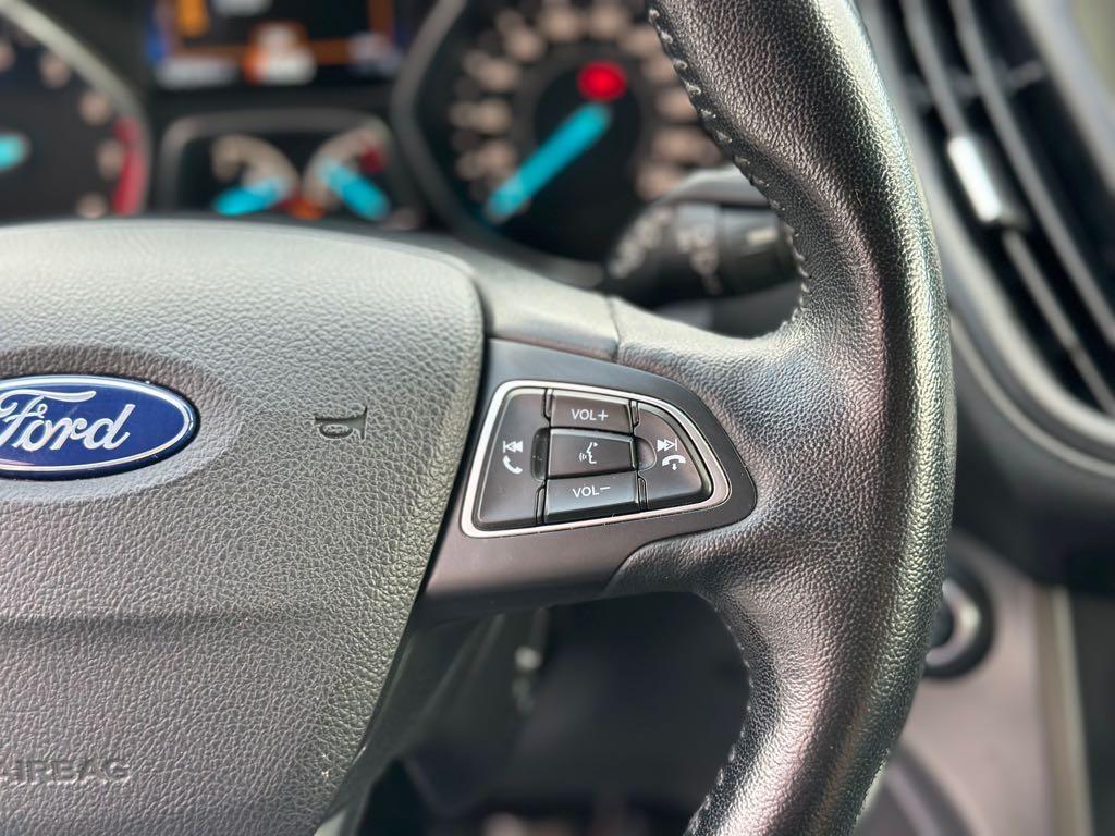 2019 Ford Escape SEL for sale at Drive Point Auto in Coquitlam, BC — photo 16 of 23