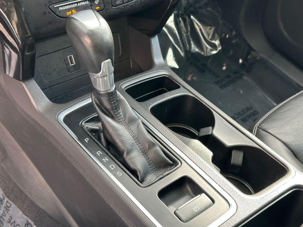 2017 Ford Escape Titanium for sale at Drive Point Auto in Coquitlam, BC — photo 19 of 21