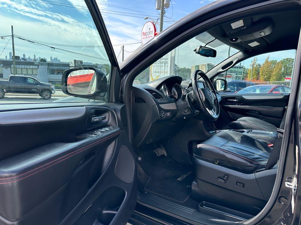 2013 Dodge Grand Caravan R/T for sale at Drive Point Auto in Coquitlam, BC — photo 13 of 18