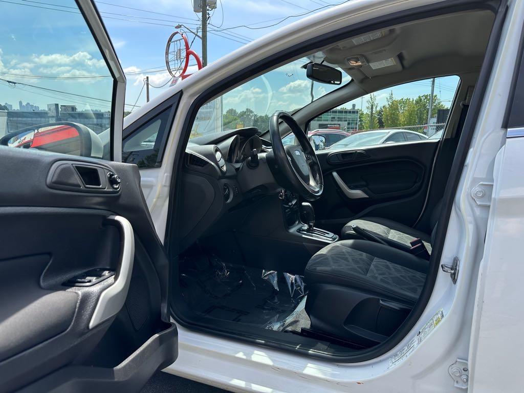 2012 Ford Fiesta SEL for sale at Drive Point Auto in Coquitlam, BC — photo 11 of 16