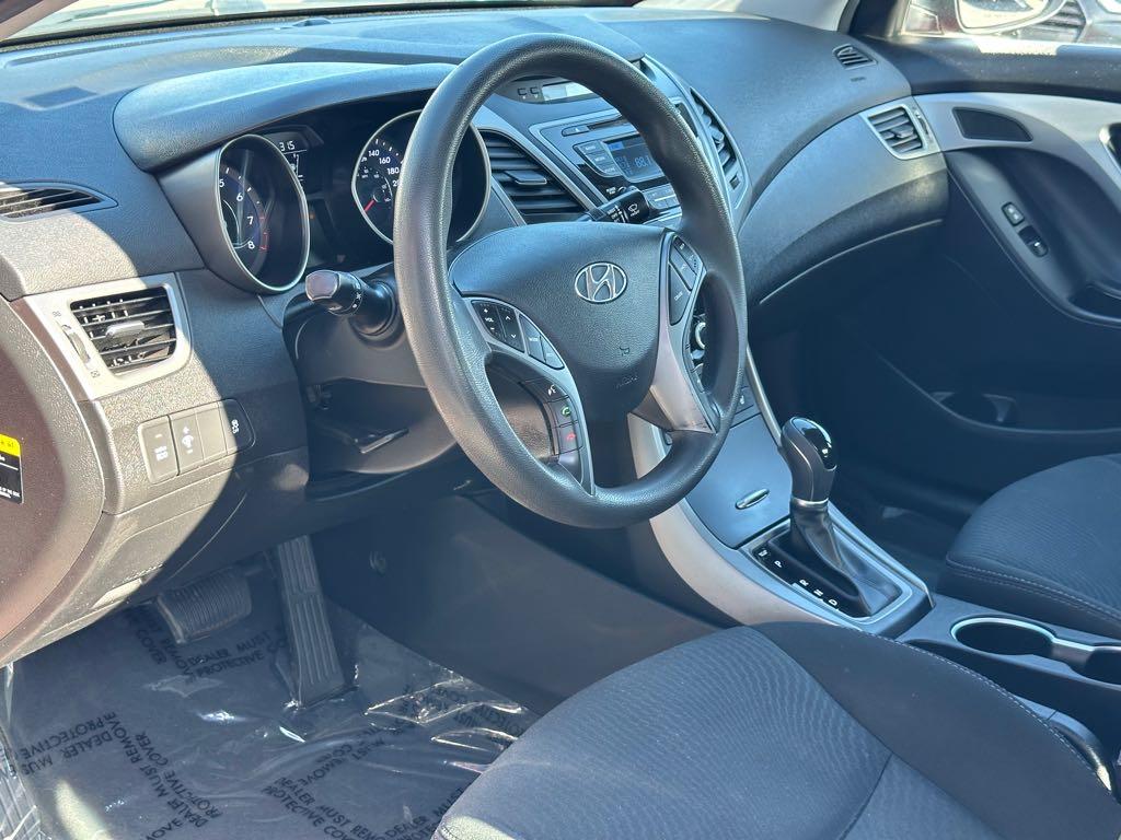 2015 Hyundai Elantra GL - photo 12