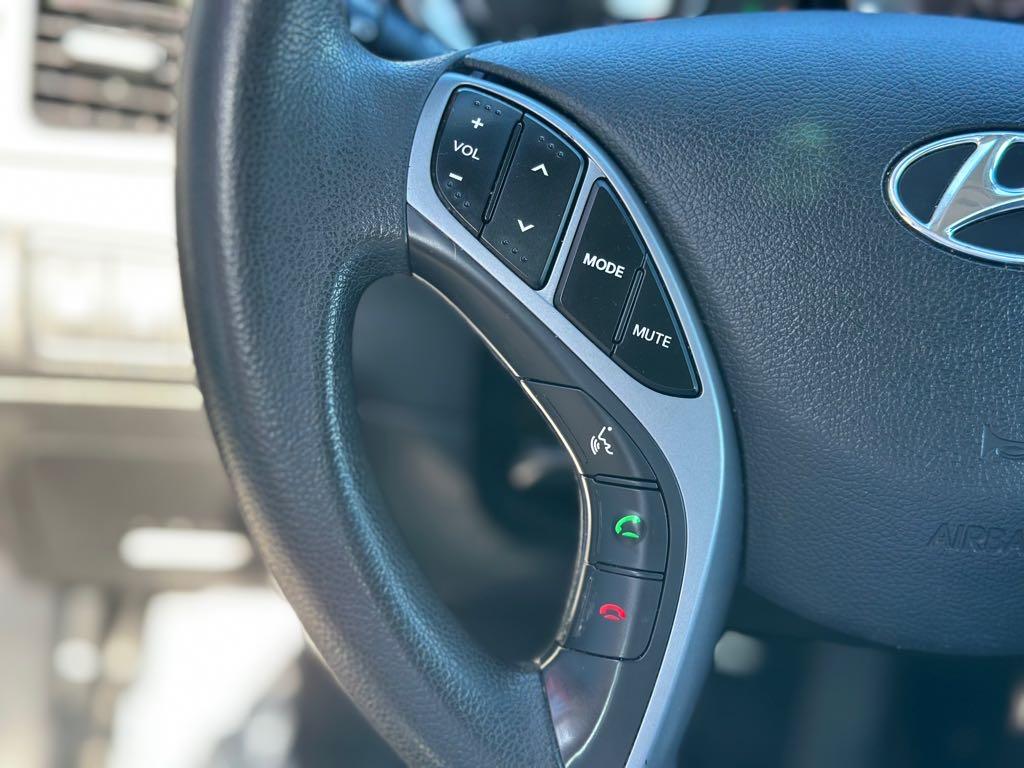2015 Hyundai Elantra GL - photo 15