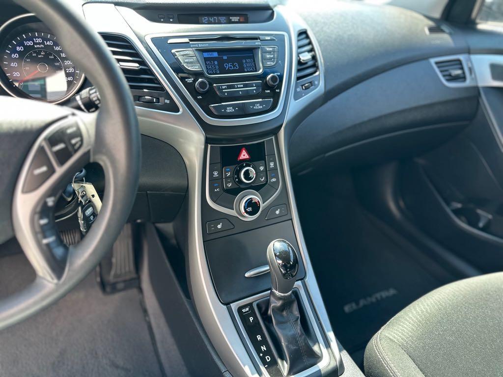 2015 Hyundai Elantra GLS - photo 16
