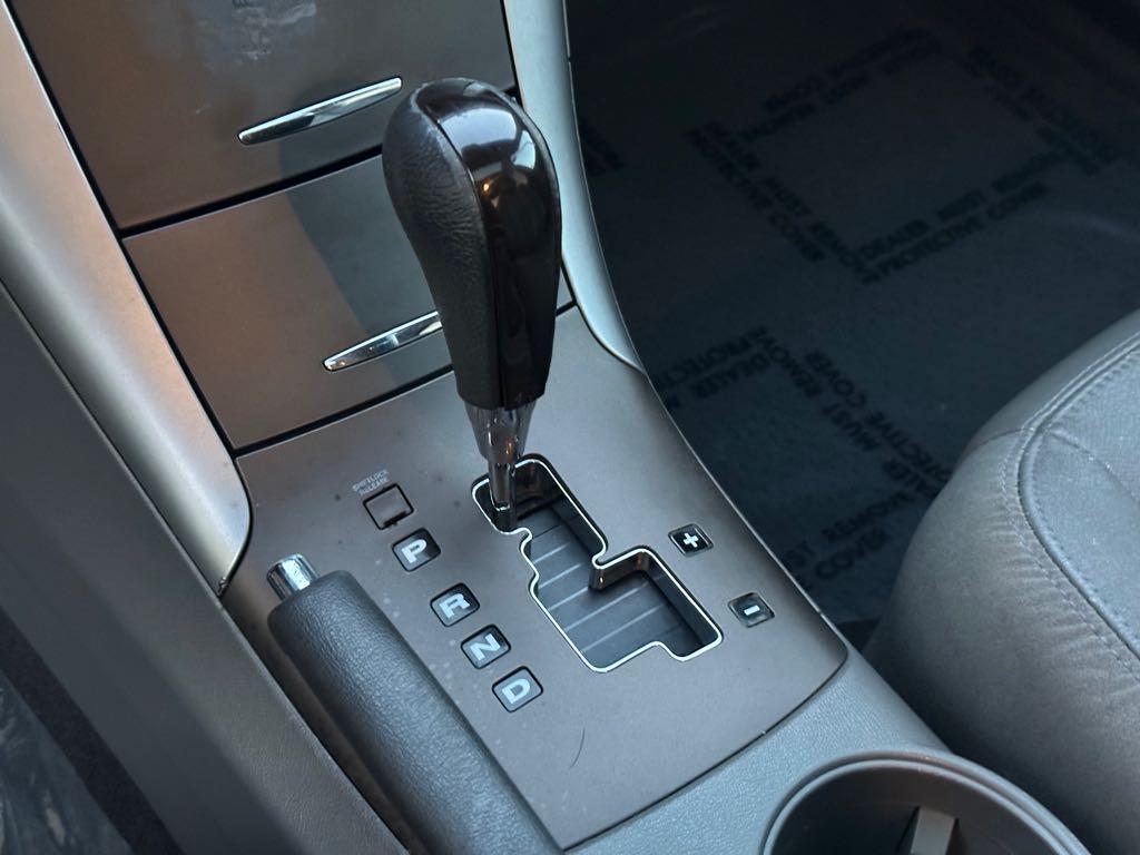2010 Hyundai Sonata Limited - photo 18