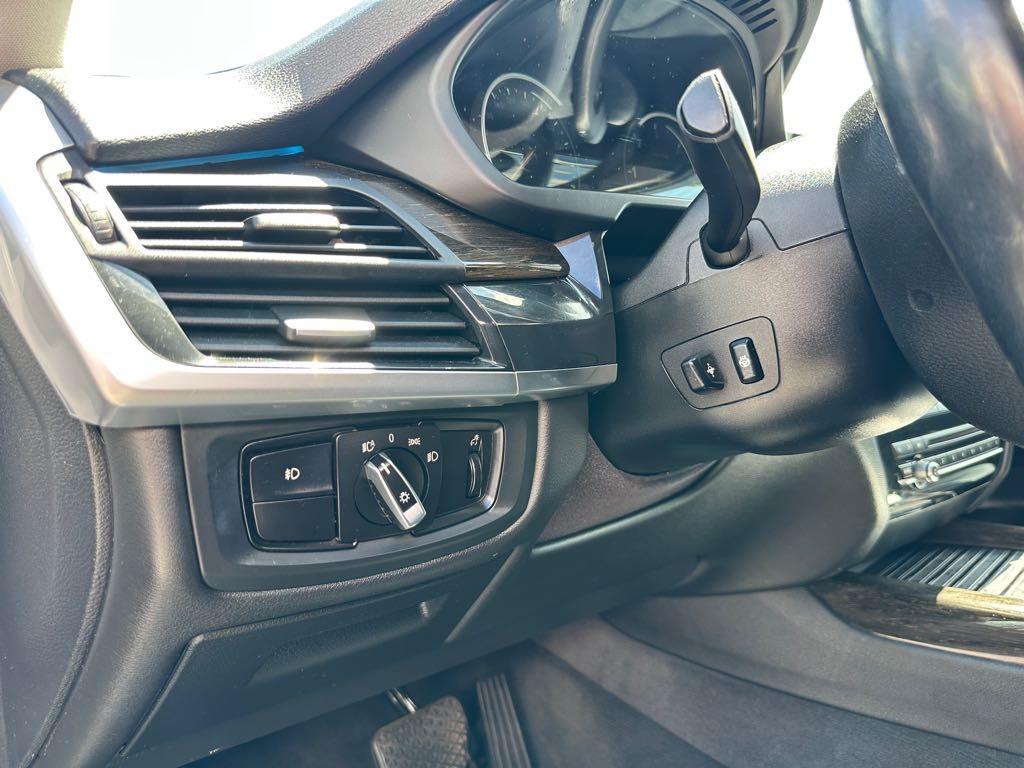 2016 BMW X5 xDrive35d for sale at Drive Point Auto in Coquitlam, BC — photo 17 of 25