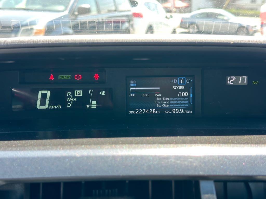 2017 Toyota Prius V for sale at Drive Point Auto in Coquitlam, BC — photo 14 of 18