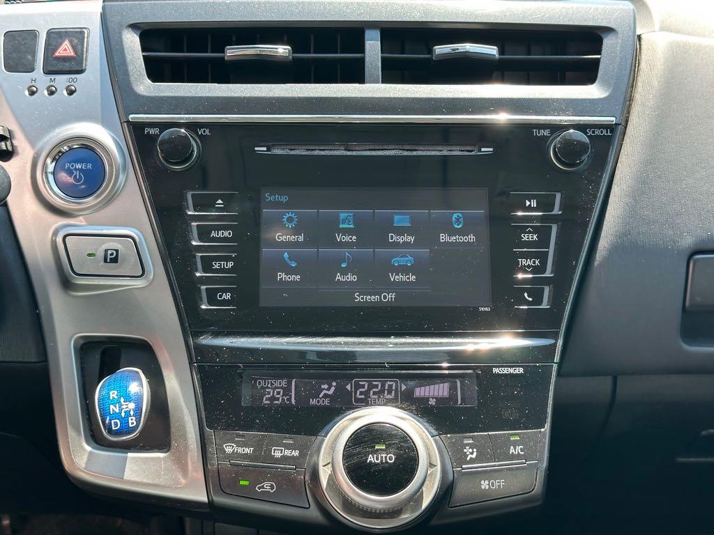 2017 Toyota Prius V for sale at Drive Point Auto in Coquitlam, BC — photo 15 of 18