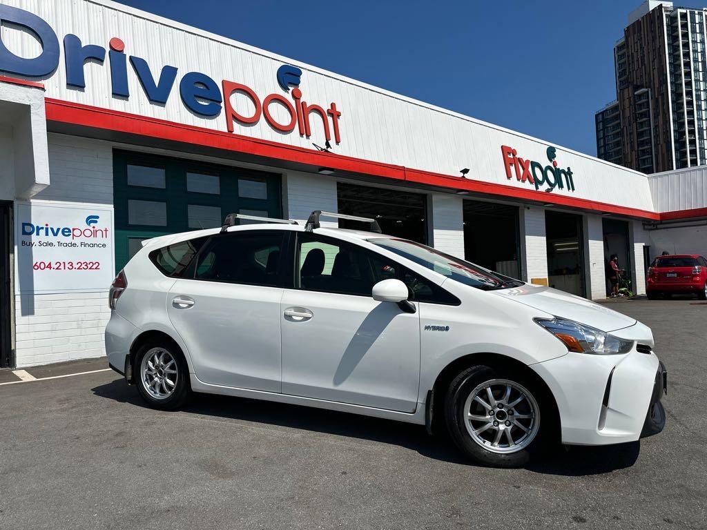 2017 Toyota Prius V for sale at Drive Point Auto in Coquitlam, BC — photo 5 of 18