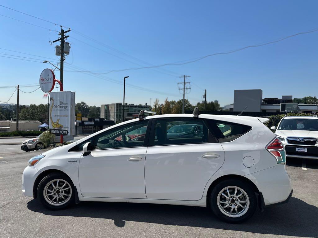 2017 Toyota Prius V for sale at Drive Point Auto in Coquitlam, BC — photo 6 of 18