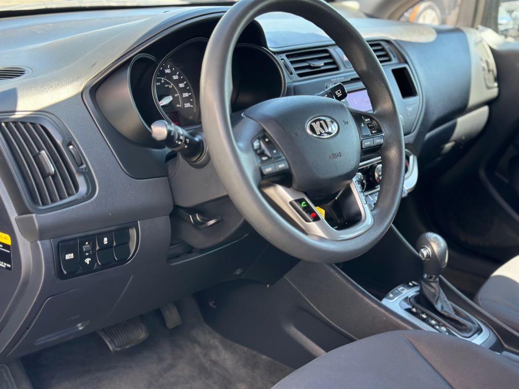 2013 Kia Rio - photo 12