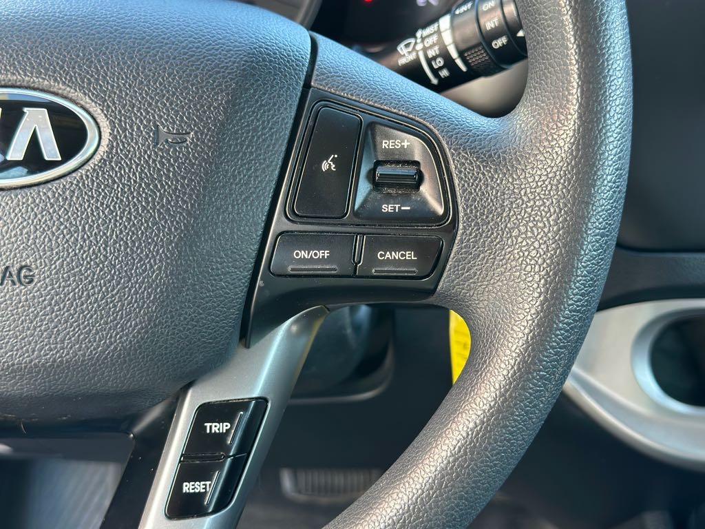 2013 Kia Rio - photo 15
