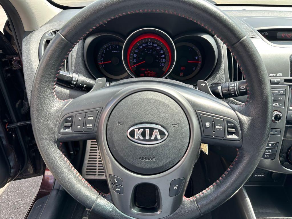 2011 Kia Forte HGS for sale at Drive Point Auto in Coquitlam, BC — photo 15 of 22