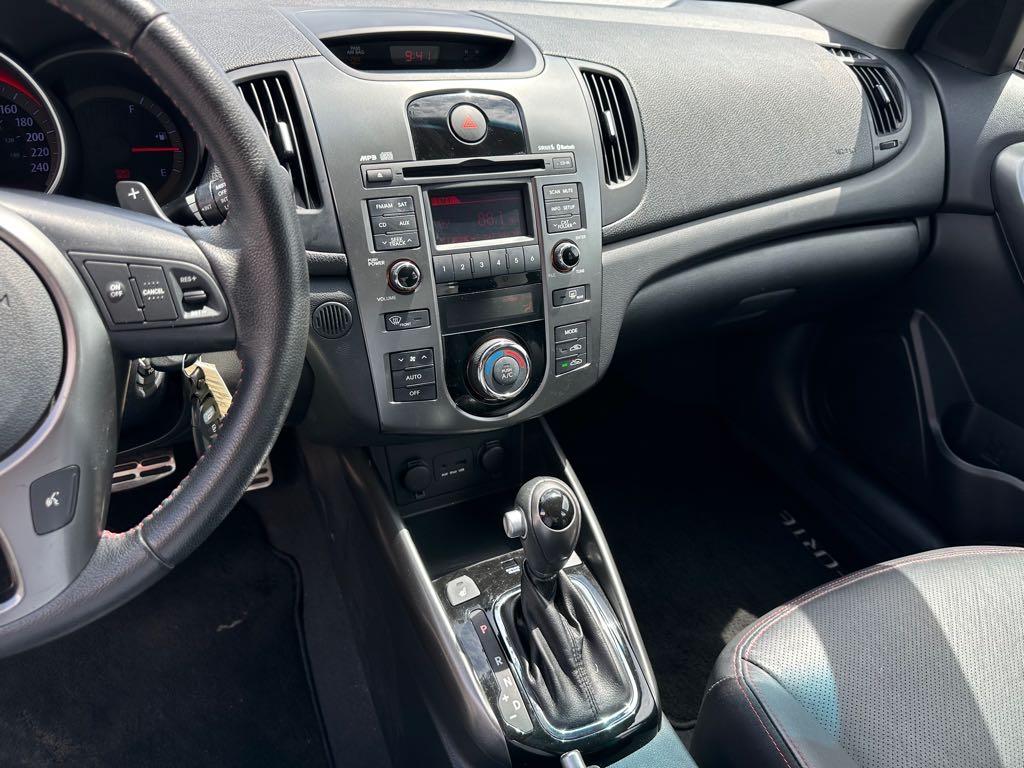 2011 Kia Forte HGS for sale at Drive Point Auto in Coquitlam, BC — photo 18 of 22