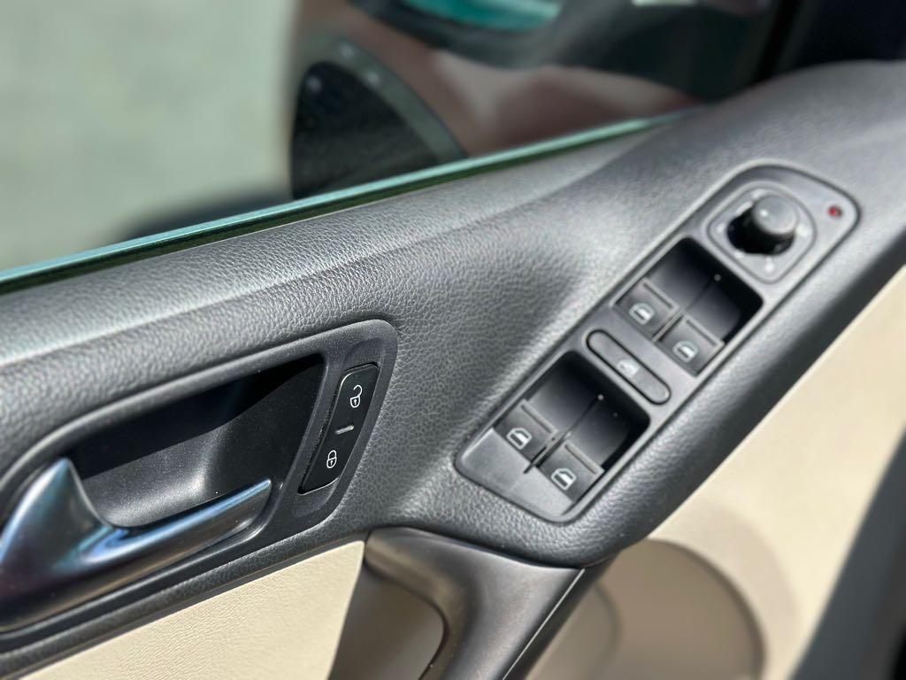 2009 Volkswagen Tiguan 4Motion - photo 14