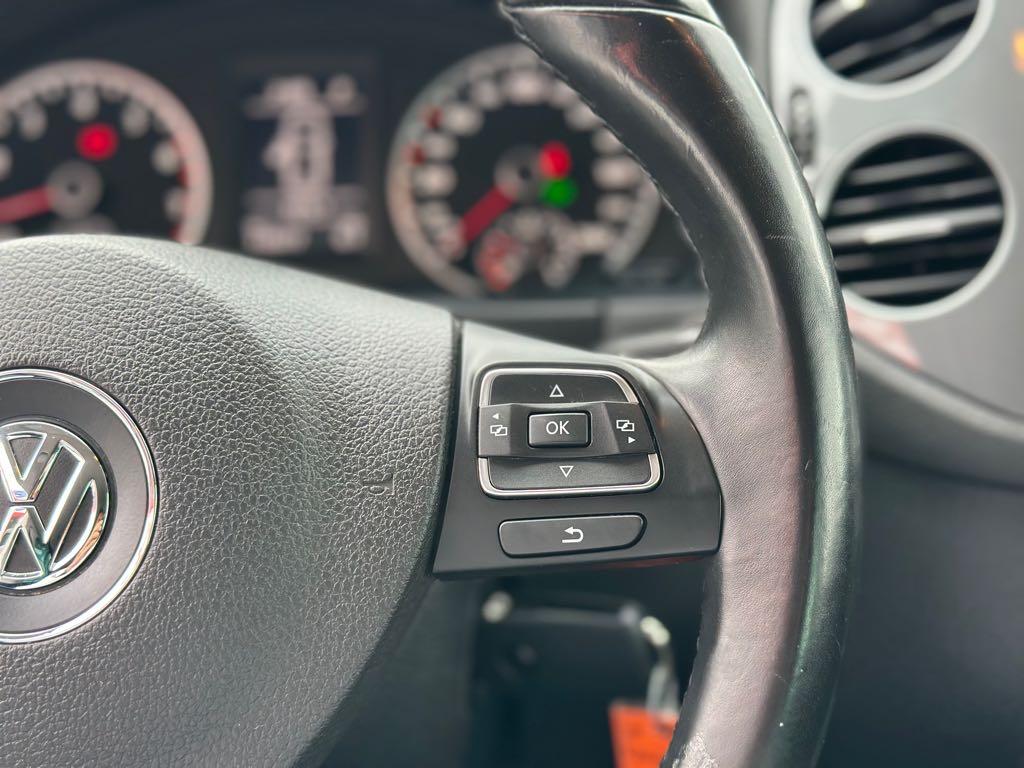 2016 Volkswagen Tiguan Comfortline for sale at Drive Point Auto in Coquitlam, BC — photo 15 of 22