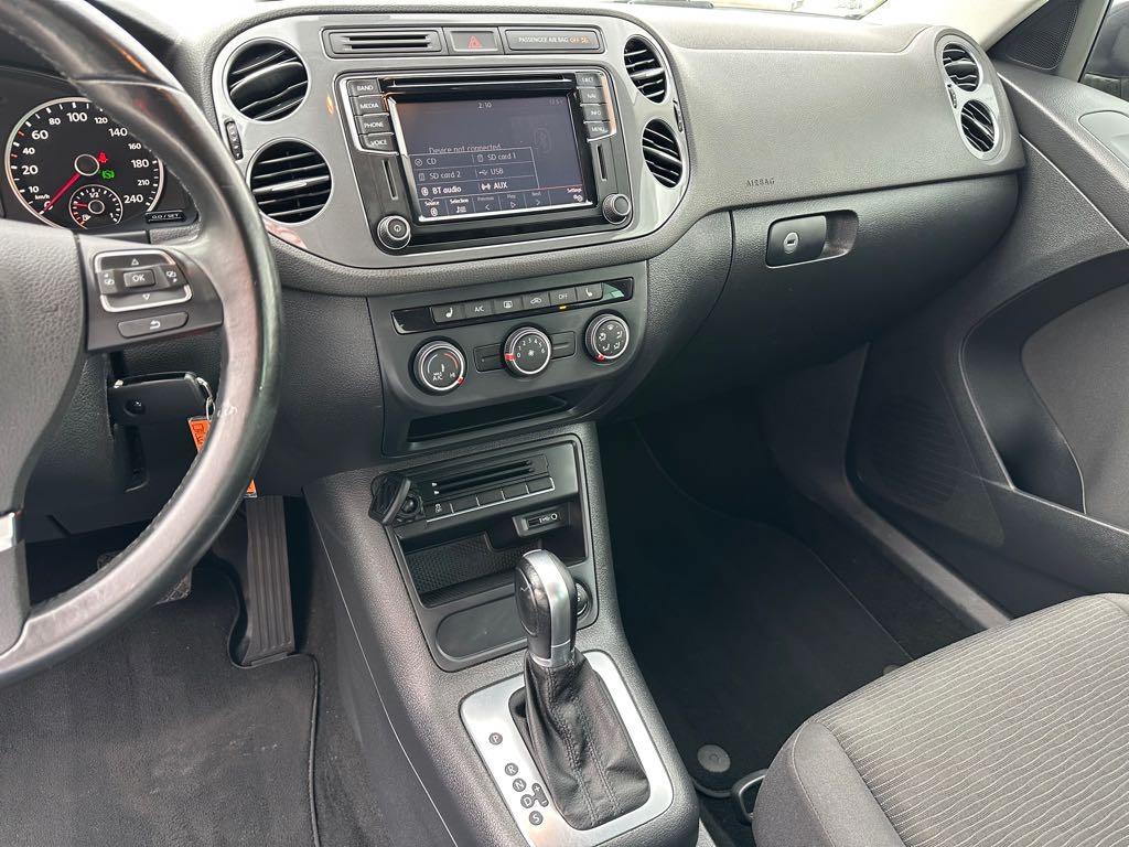 2016 Volkswagen Tiguan Comfortline for sale at Drive Point Auto in Coquitlam, BC — photo 16 of 22