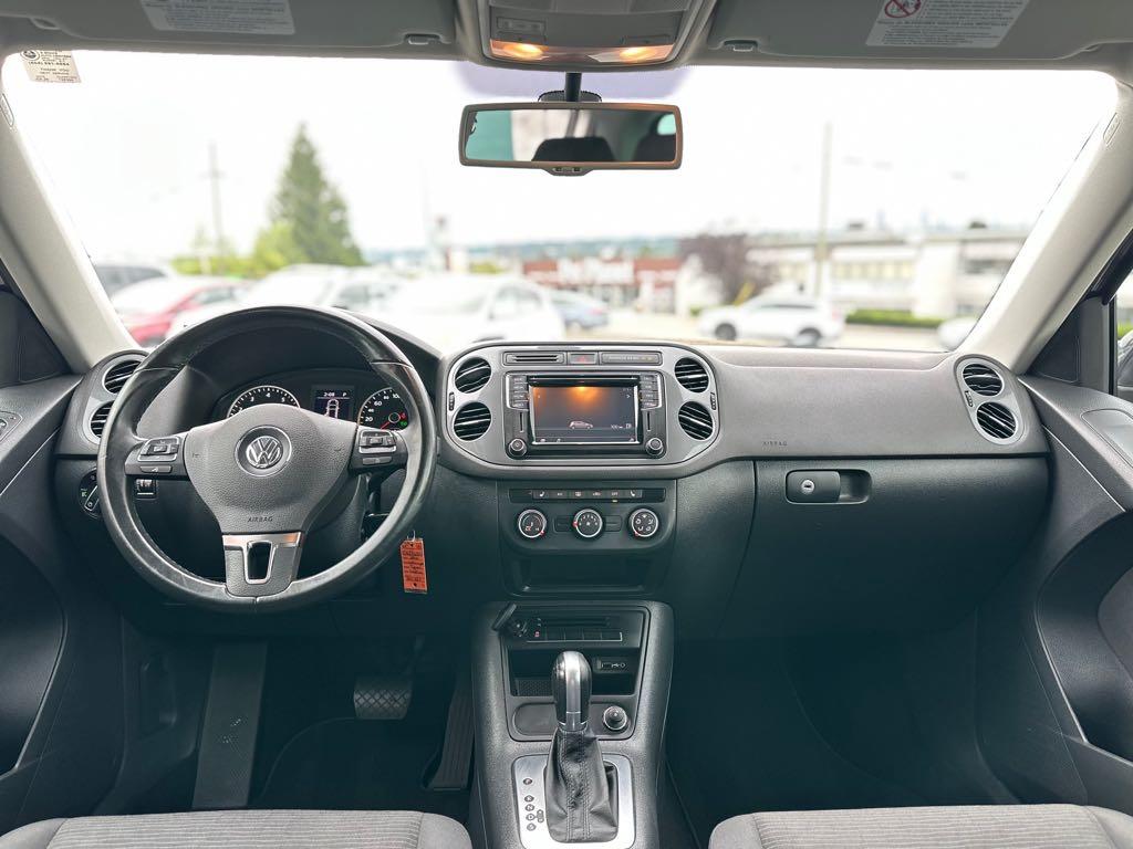 2016 Volkswagen Tiguan Comfortline for sale at Drive Point Auto in Coquitlam, BC — photo 9 of 22