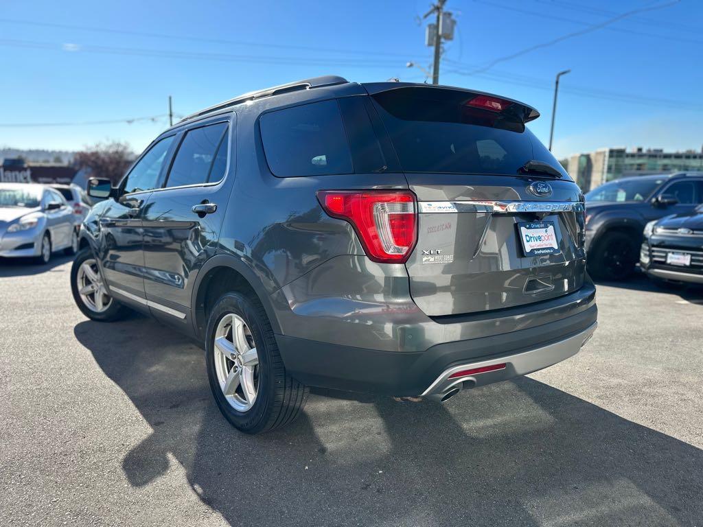 2017 Ford Explorer XLT for sale at Drive Point Auto in Coquitlam, BC — photo 3 of 22