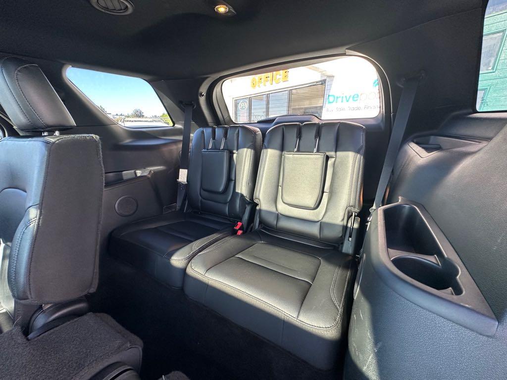 2017 Ford Explorer XLT for sale at Drive Point Auto in Coquitlam, BC — photo 8 of 22