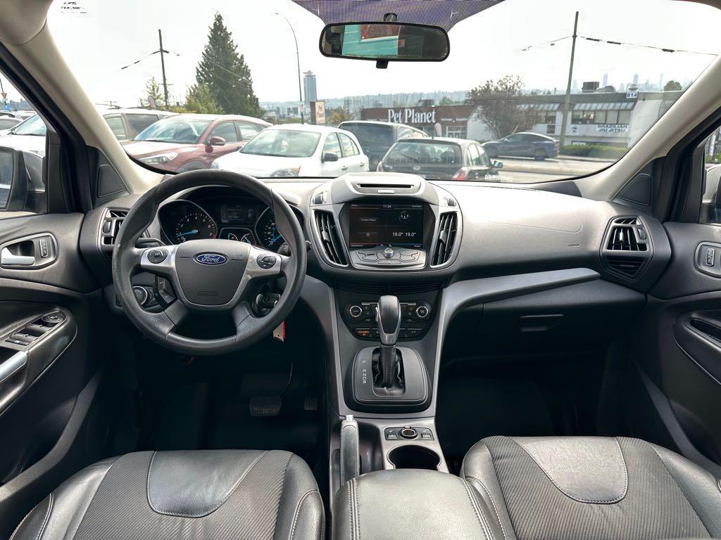 2015 Ford Escape SE for sale at Drive Point Auto in Coquitlam, BC — photo 10 of 21