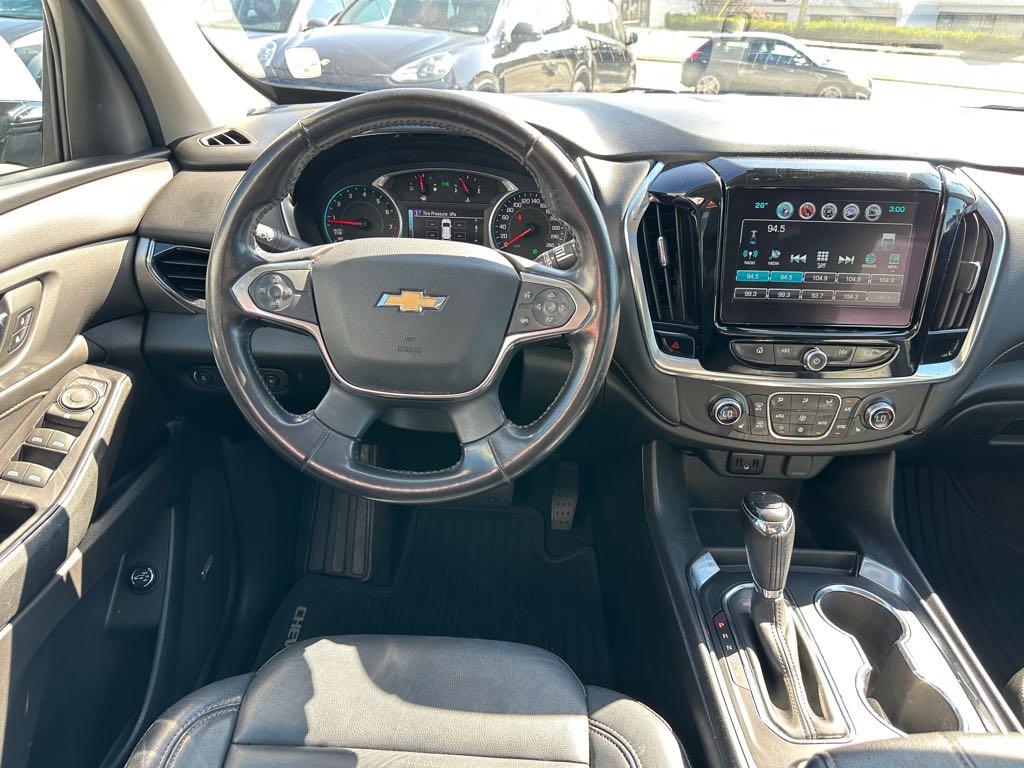 2018 Chevrolet Traverse LT for sale at Drive Point Auto in Coquitlam, BC — photo 11 of 22
