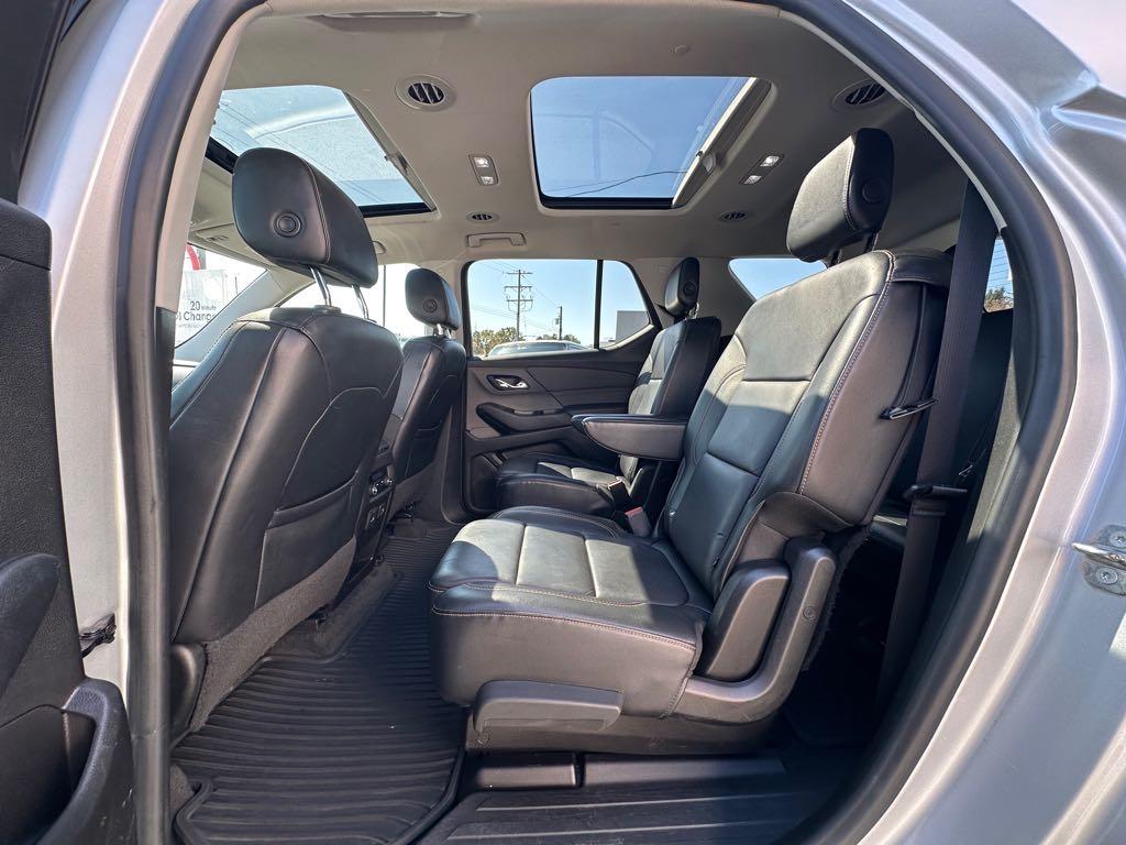 2018 Chevrolet Traverse LT for sale at Drive Point Auto in Coquitlam, BC — photo 9 of 22