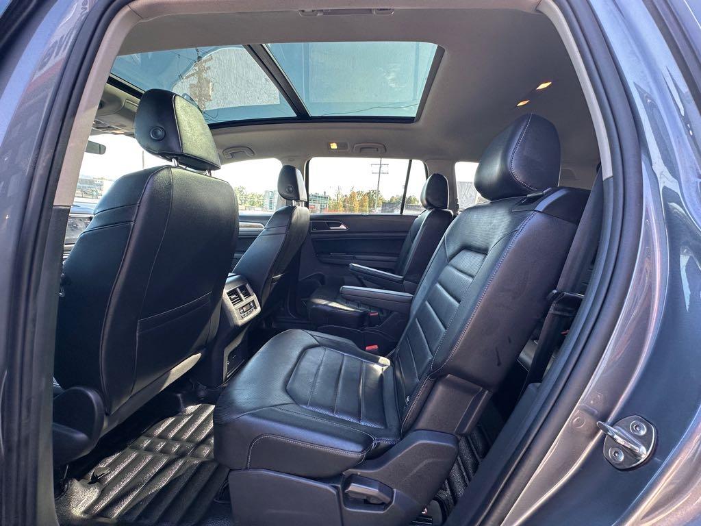 2019 Volkswagen Atlas Execline for sale at Drive Point Auto in Coquitlam, BC — photo 10 of 22