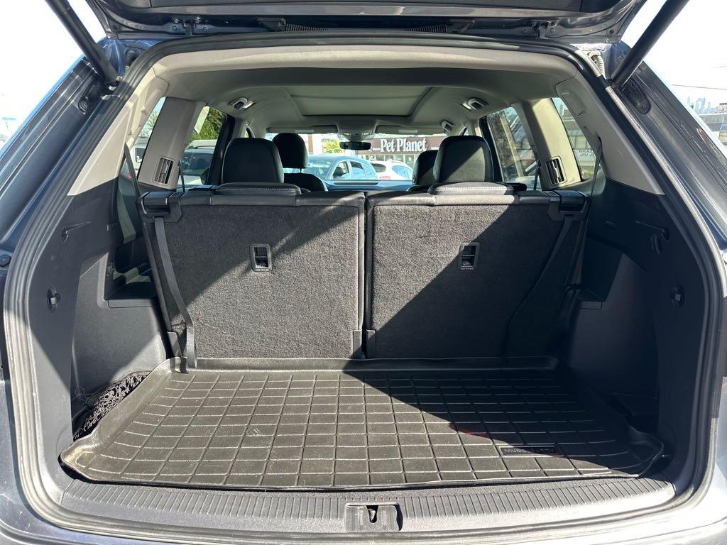 2019 Volkswagen Atlas Execline for sale at Drive Point Auto in Coquitlam, BC — photo 7 of 22