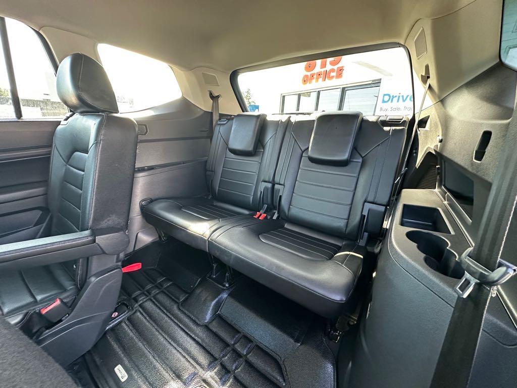 2019 Volkswagen Atlas Execline for sale at Drive Point Auto in Coquitlam, BC — photo 9 of 22