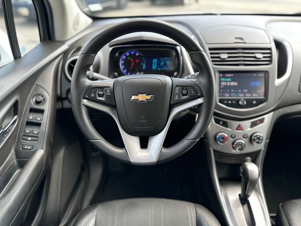 2016 Chevrolet Trax LT for sale at Drive Point Auto in Coquitlam, BC — photo 10 of 18