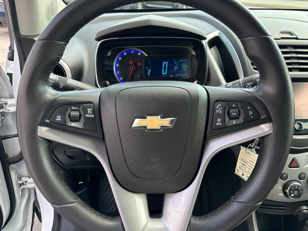 2016 Chevrolet Trax LT for sale at Drive Point Auto in Coquitlam, BC — photo 14 of 18