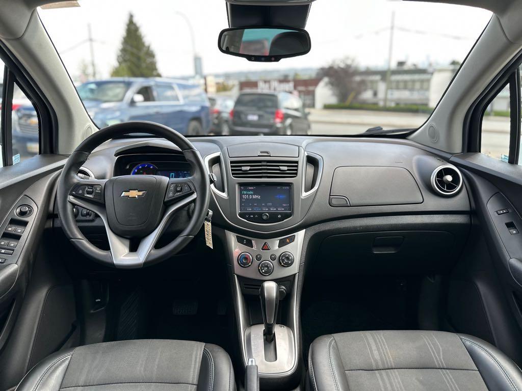 2016 Chevrolet Trax LT for sale at Drive Point Auto in Coquitlam, BC — photo 9 of 18