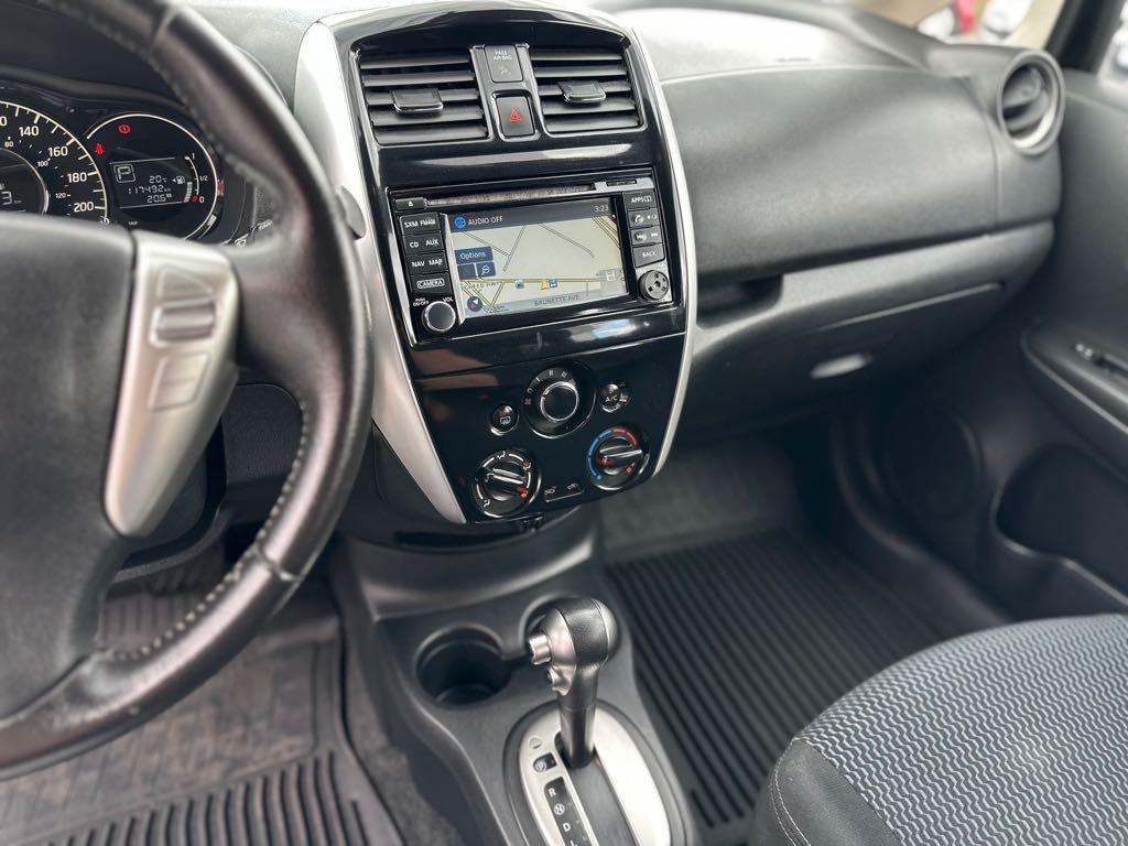 2016 Nissan Versa Note SL for sale at Drive Point Auto in Coquitlam, BC — photo 15 of 20