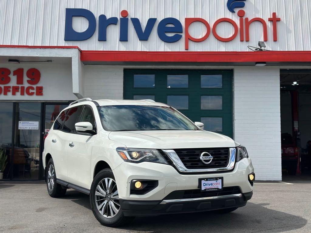 2018 Nissan Pathfinder SV