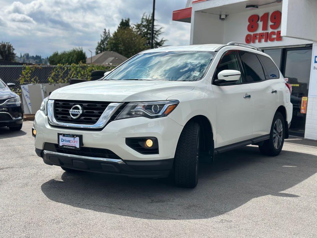 2018 Nissan Pathfinder SV for sale at Drive Point Auto in Coquitlam, BC — photo 2 of 21