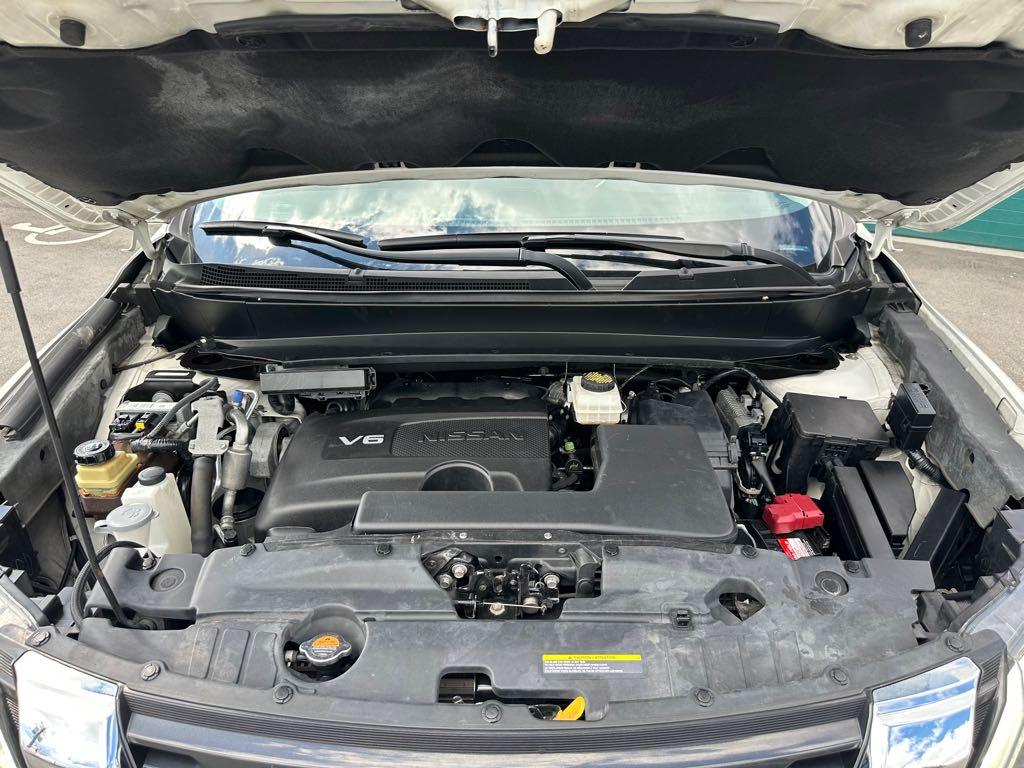 2018 Nissan Pathfinder SV for sale at Drive Point Auto in Coquitlam, BC — photo 20 of 21