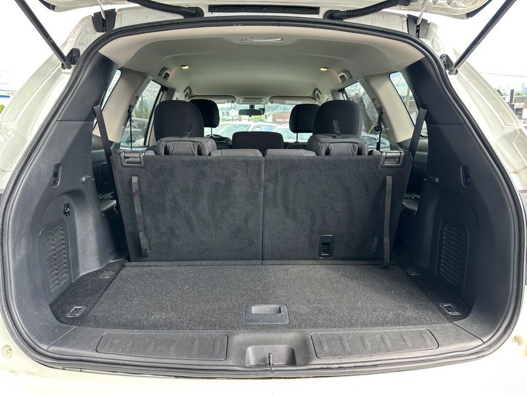 2018 Nissan Pathfinder SV for sale at Drive Point Auto in Coquitlam, BC — photo 5 of 21