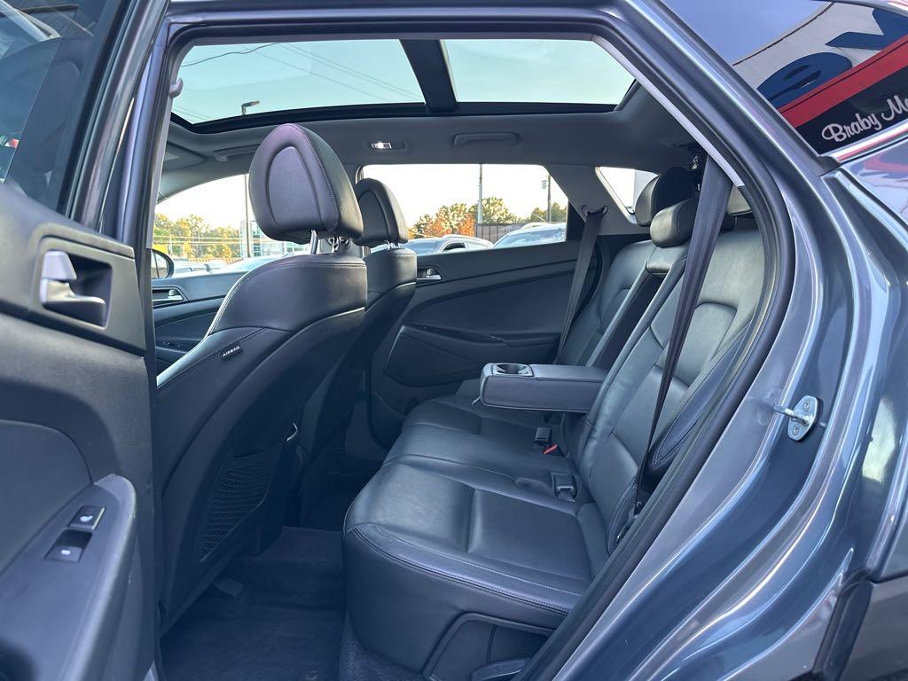 2016 Hyundai Tucson Limited for sale at Drive Point Auto in Coquitlam, BC — photo 8 of 23
