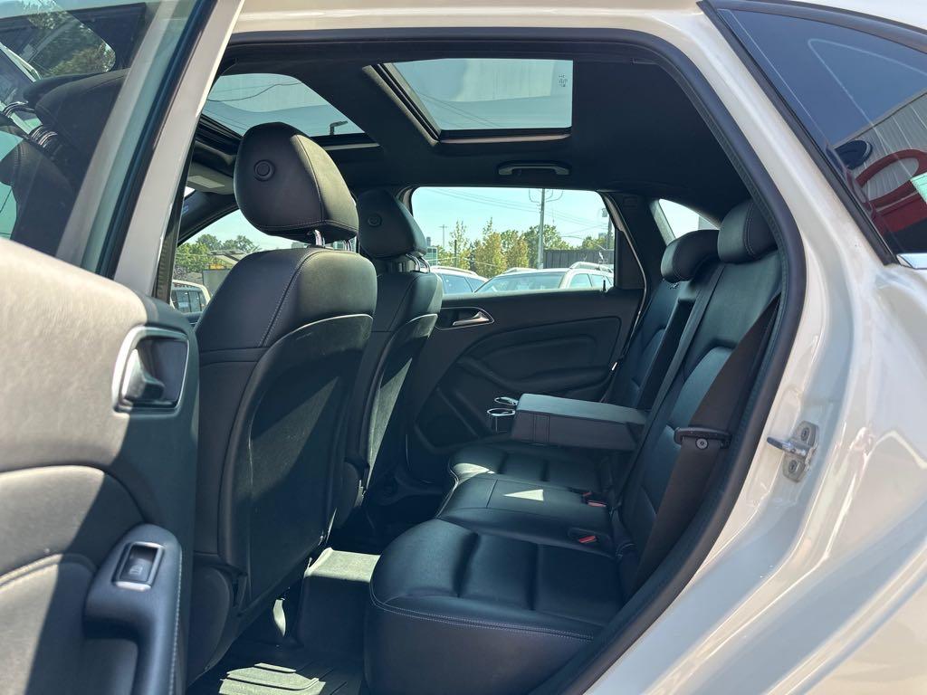 2018 Mercedes-benz B-Class B 250 for sale at Drive Point Auto in Coquitlam, BC — photo 8 of 18